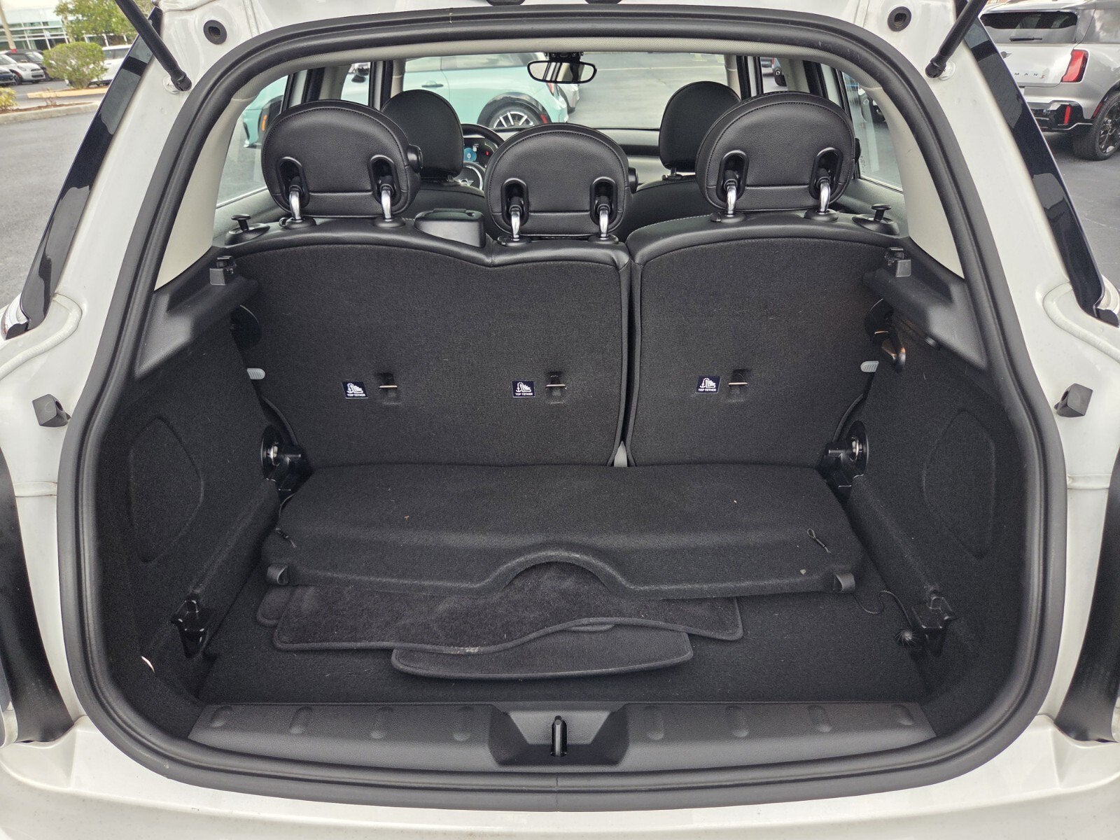 2024 MINI HARDTOP 4 DOOR Cooper