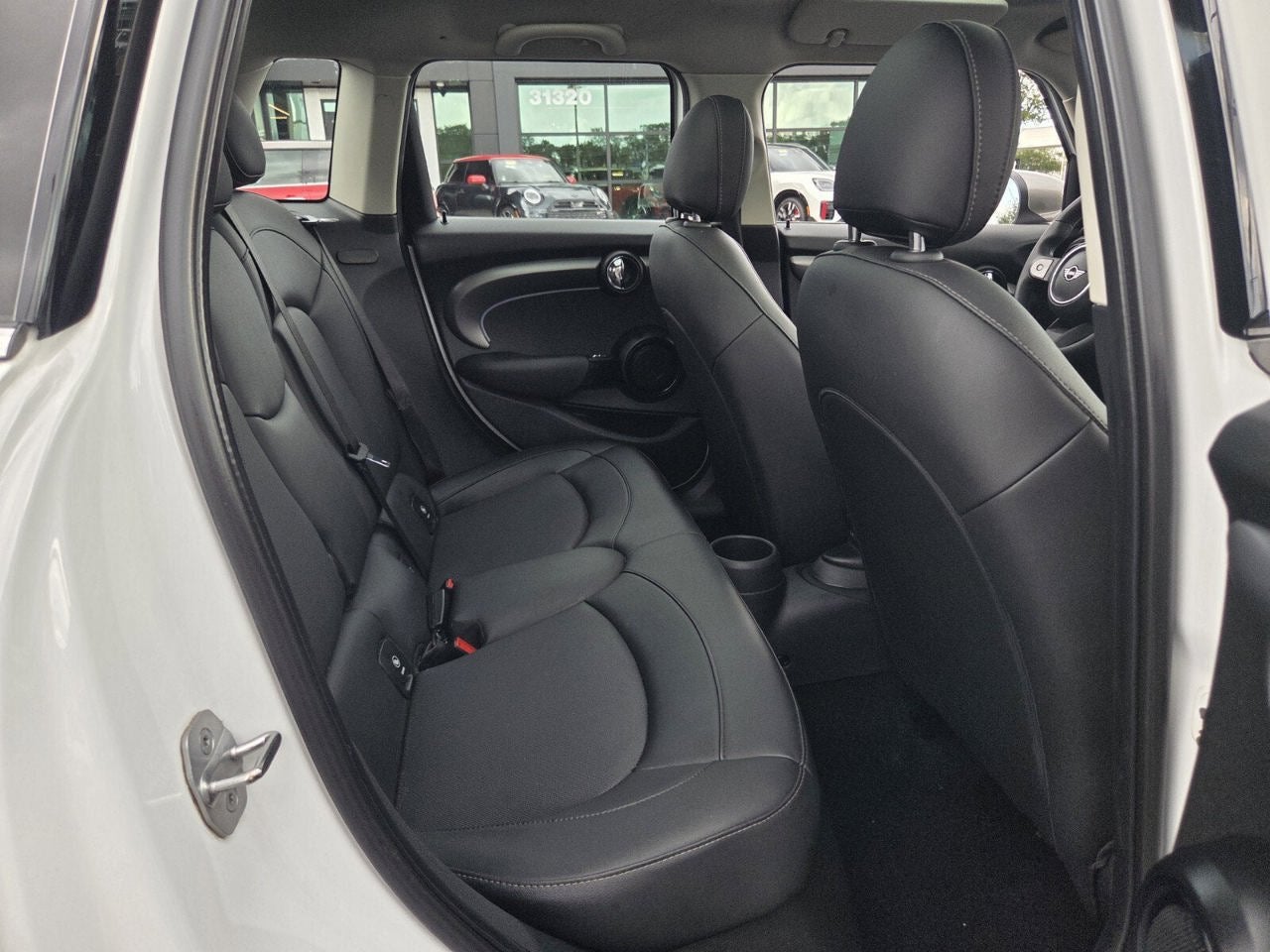 2024 MINI HARDTOP 4 DOOR Cooper