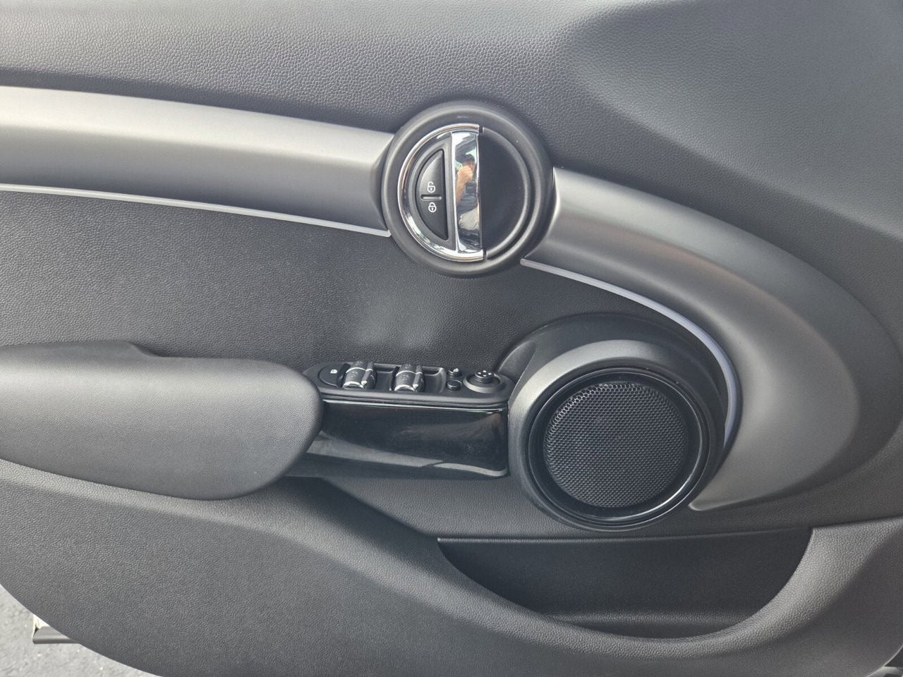 2024 MINI HARDTOP 4 DOOR Cooper