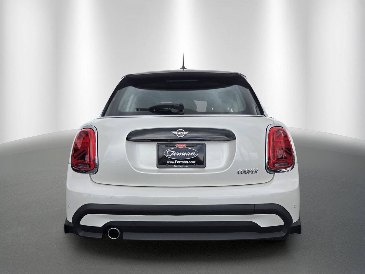 2024 MINI HARDTOP 4 DOOR Cooper