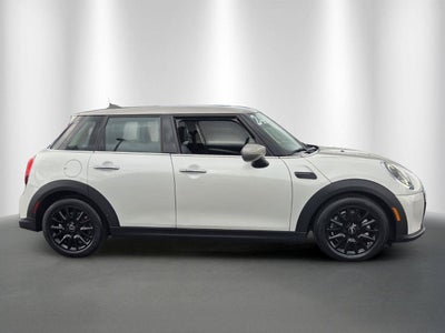 2024 MINI HARDTOP 4 DOOR Cooper