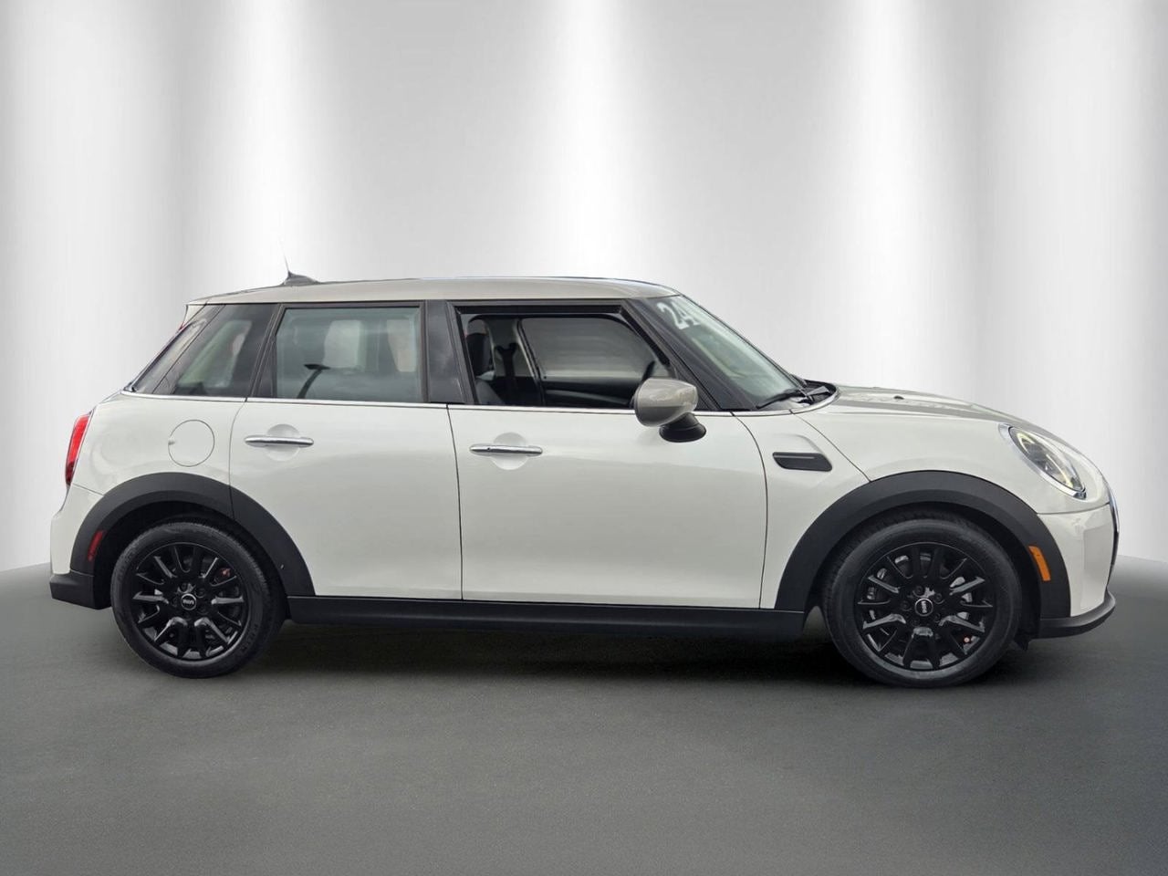 2024 MINI HARDTOP 4 DOOR Cooper