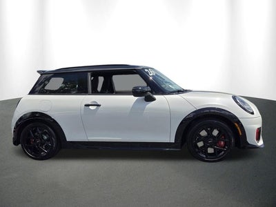 2026 MINI 2 DOOR Iconic
