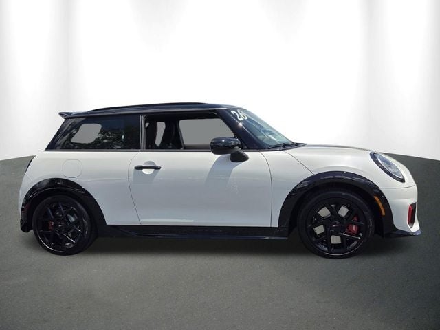 2026 MINI 2 DOOR Iconic