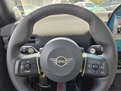 2026 MINI 2 DOOR Iconic