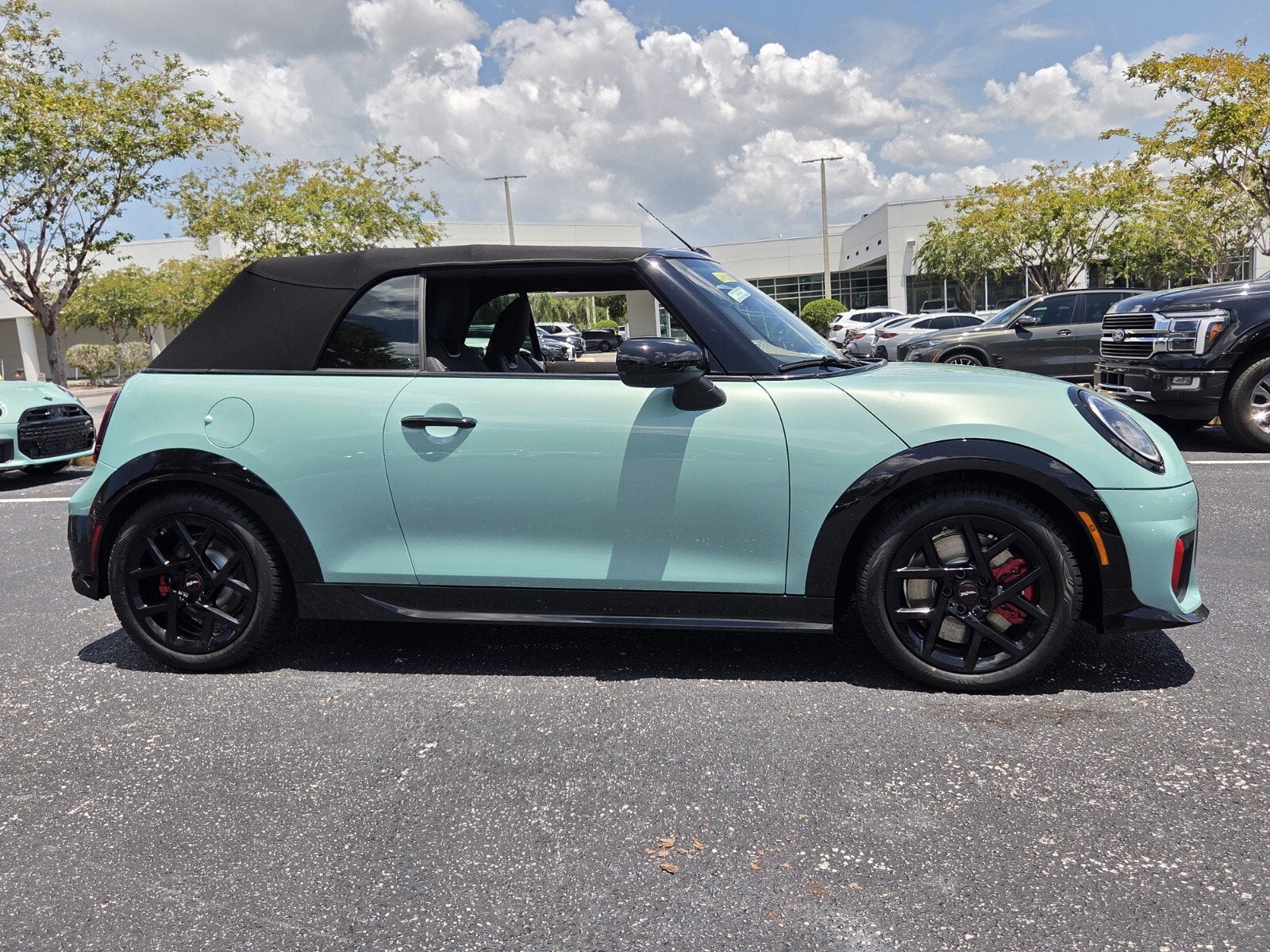 2026 MINI CONVERTIBLE ICONIC
