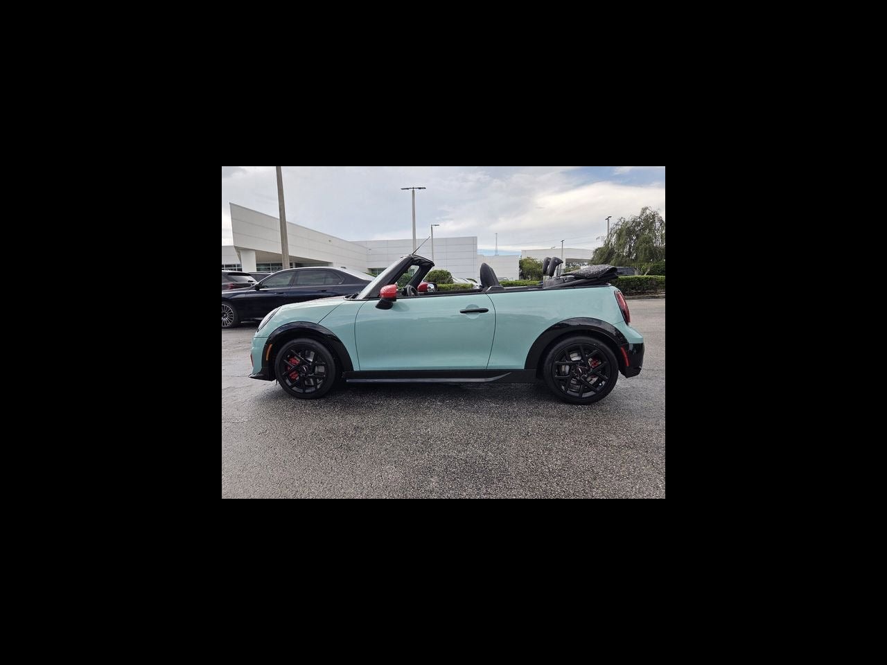 2026 MINI CONVERTIBLE ICONIC