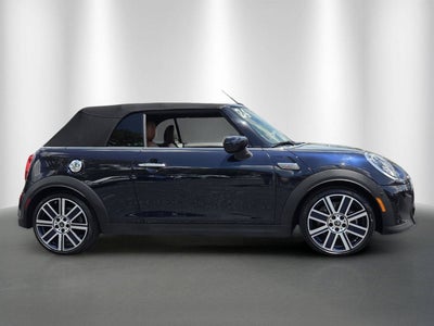 2024 MINI CONVERTIBLE Iconic