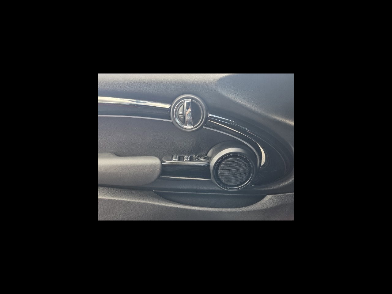 2024 MINI CONVERTIBLE Signature