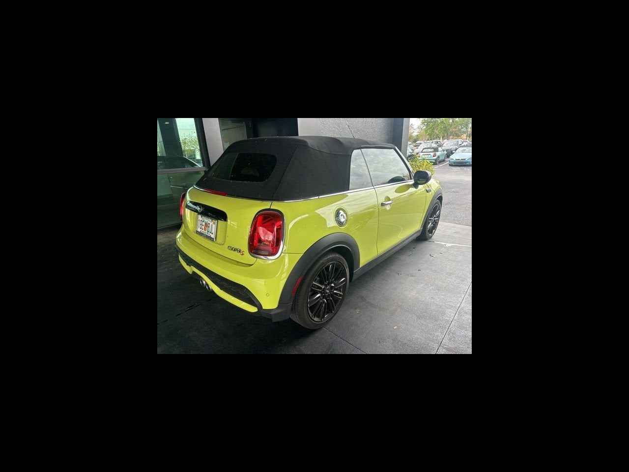 2024 MINI CONVERTIBLE SIGNATURE