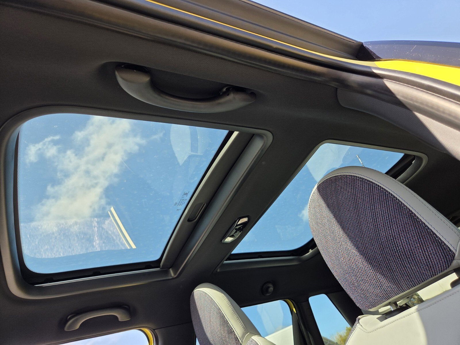 2026 MINI Hardtop 4 Door Cooper Oxford Edition