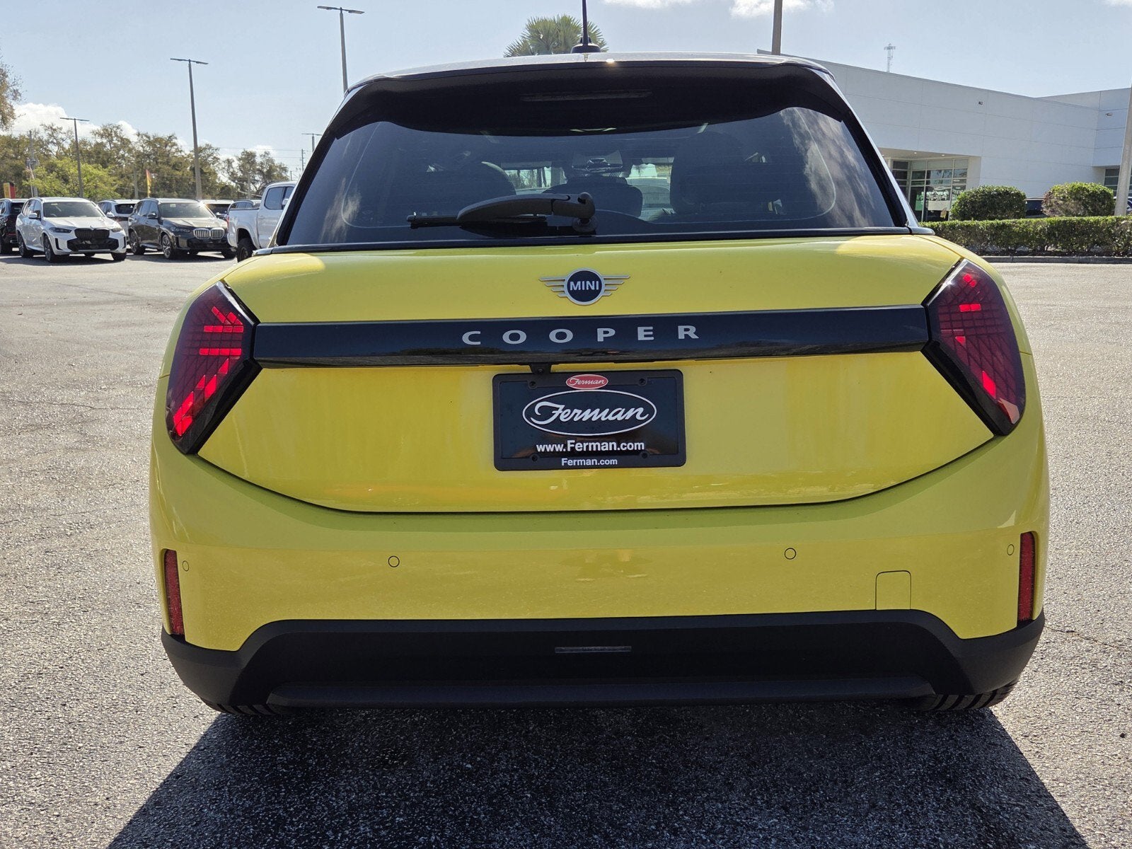 2026 MINI Hardtop 4 Door Cooper Oxford Edition