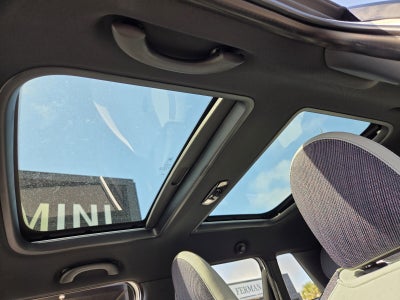 2026 MINI Hardtop 4 Door Cooper Oxford Edition