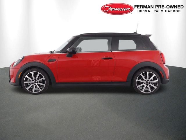 2024 MINI HARDTOP 2 DOOR Iconic