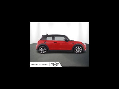 2024 MINI HARDTOP 2 DOOR Iconic