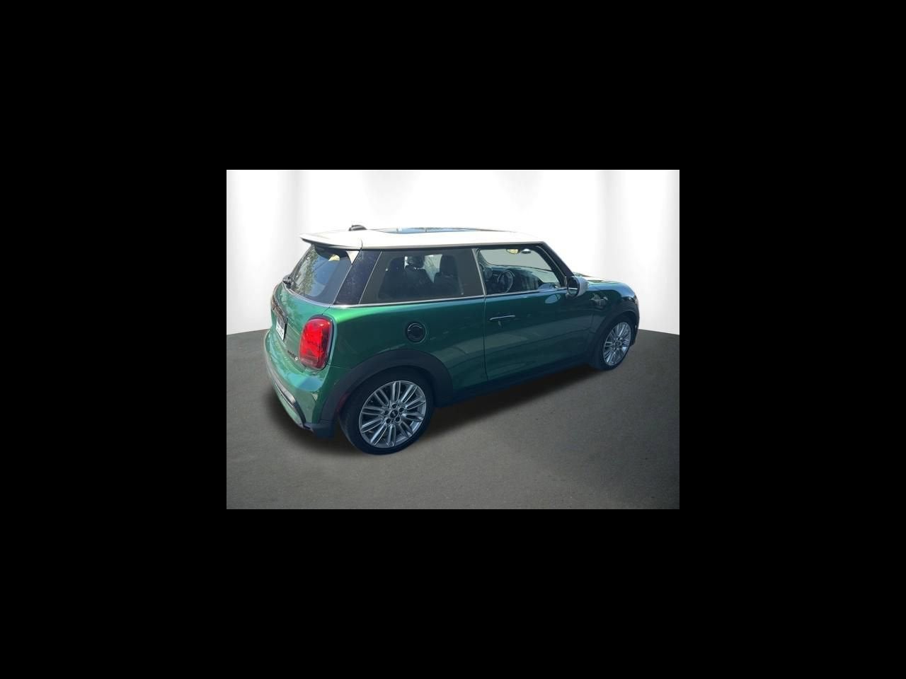 2022 MINI HARDTOP 2 DOOR ICONIC