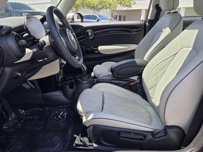 2023 MINI HARDTOP 2 DOOR Signature