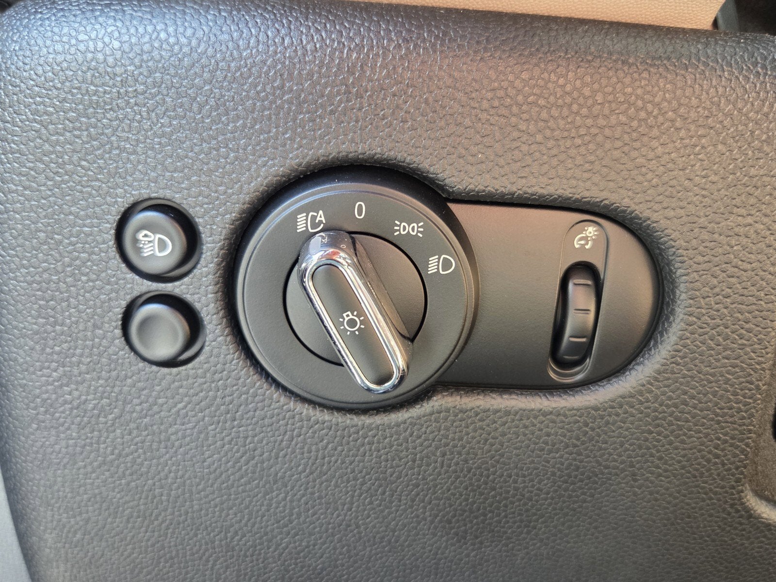 2023 MINI HARDTOP 2 DOOR Signature