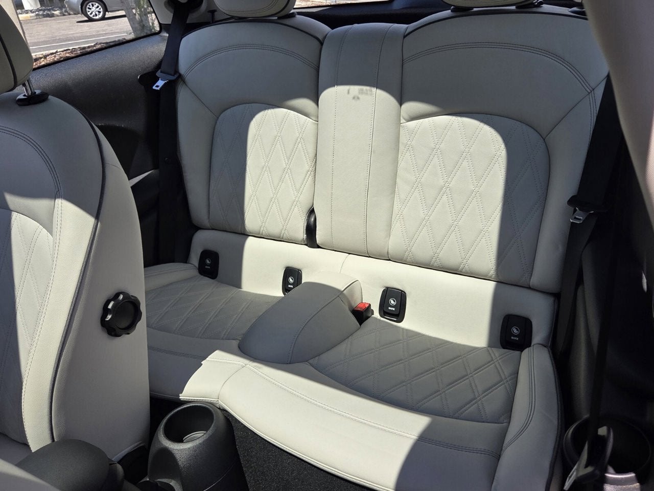 2023 MINI HARDTOP 2 DOOR Signature