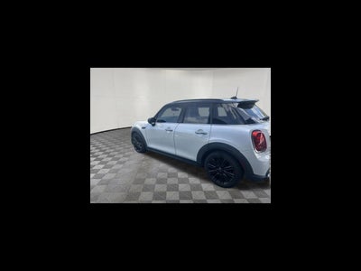 2024 MINI HARDTOP 4 DOOR SIGNATURE