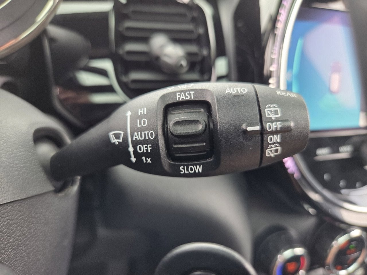 2022 MINI HARDTOP 4 DOOR SIGNATURE