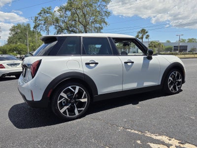 2026 MINI 4 DOOR ICONIC