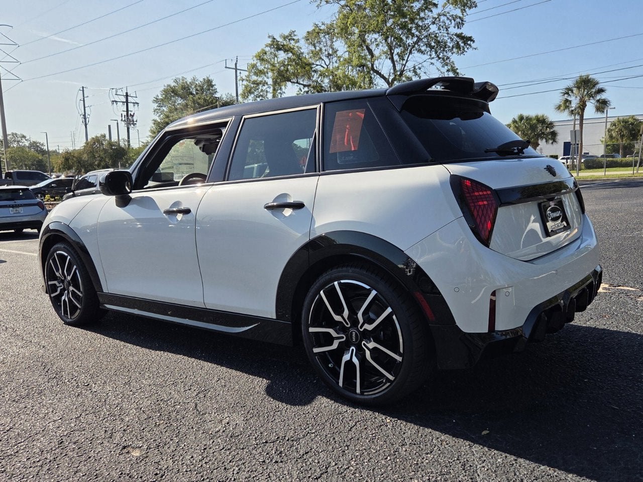 2026 MINI 4 DOOR ICONIC