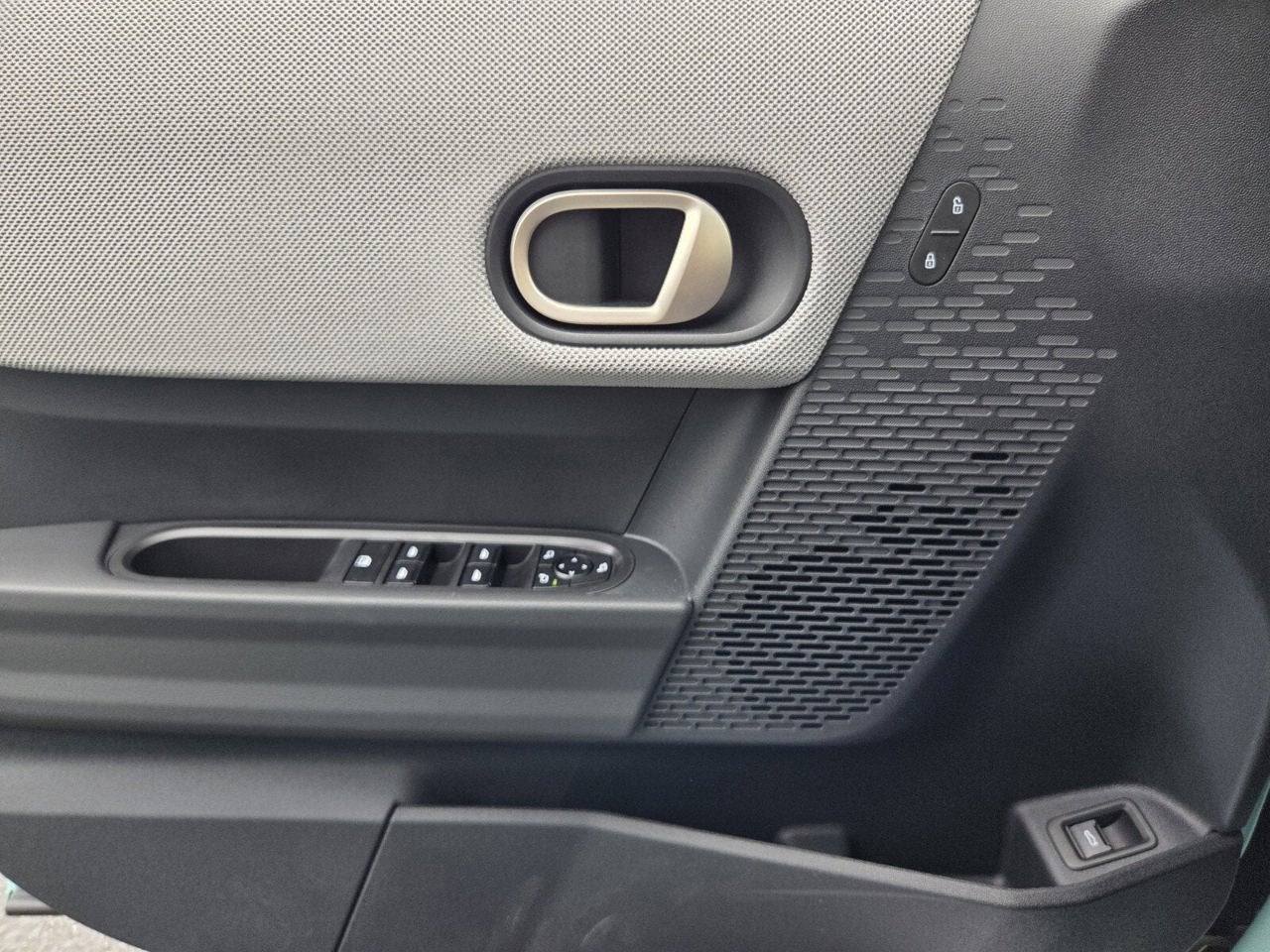 2026 MINI 4 DOOR SIGNATURE PLUS