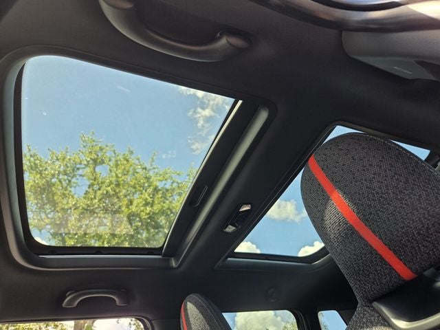 2026 MINI 4 DOOR ICONIC