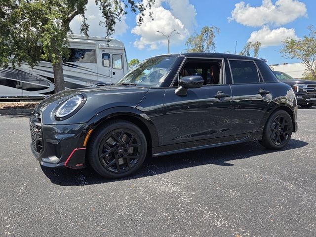 2026 MINI 4 DOOR ICONIC