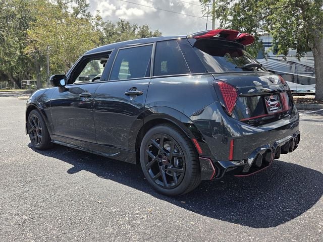 2026 MINI 4 DOOR ICONIC