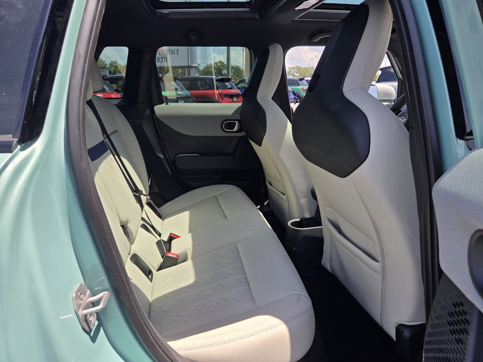 2026 MINI 4 DOOR ICONIC