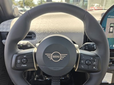 2026 MINI 4 DOOR ICONIC