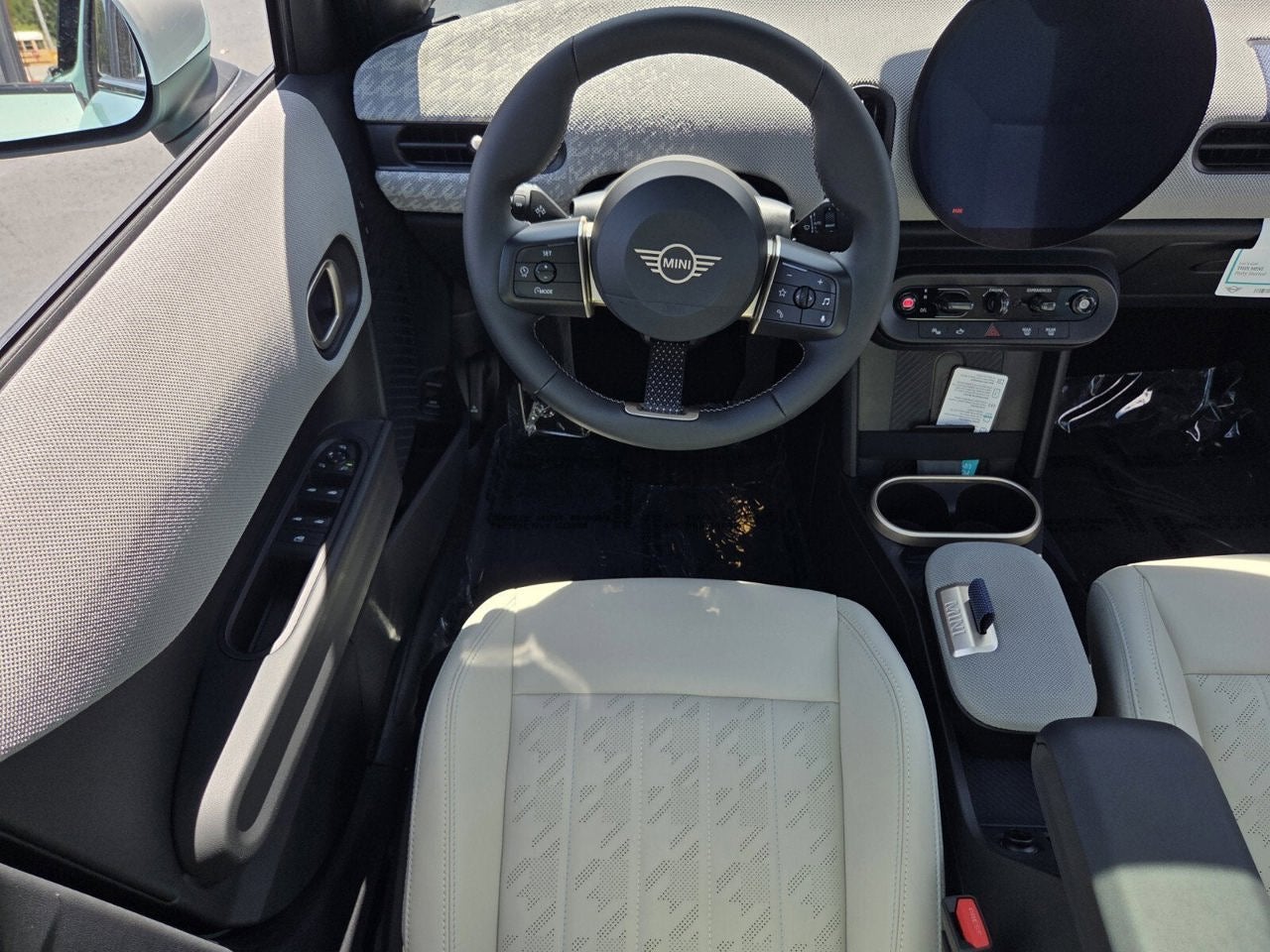 2026 MINI 4 DOOR ICONIC
