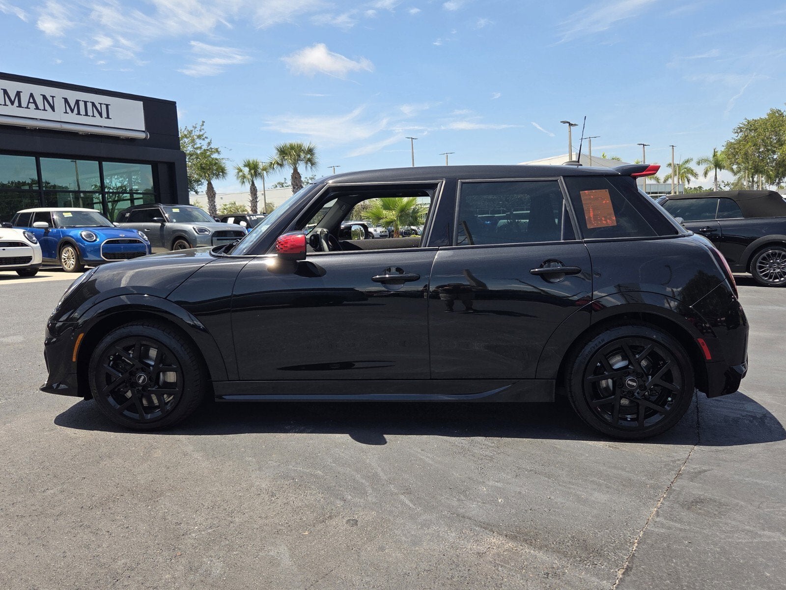 2026 MINI 4 DOOR ICONIC