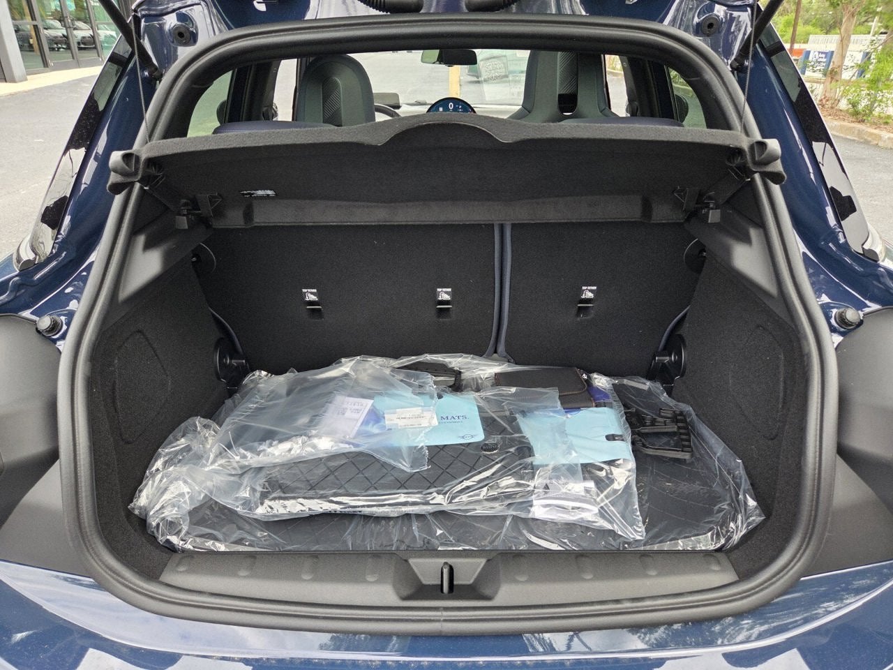 2026 MINI 4 DOOR ICONIC