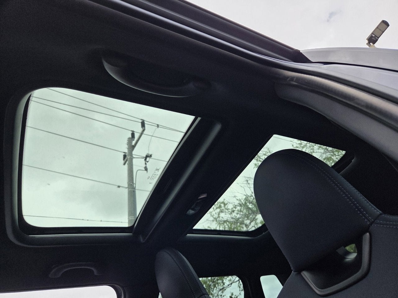 2026 MINI 4 DOOR ICONIC