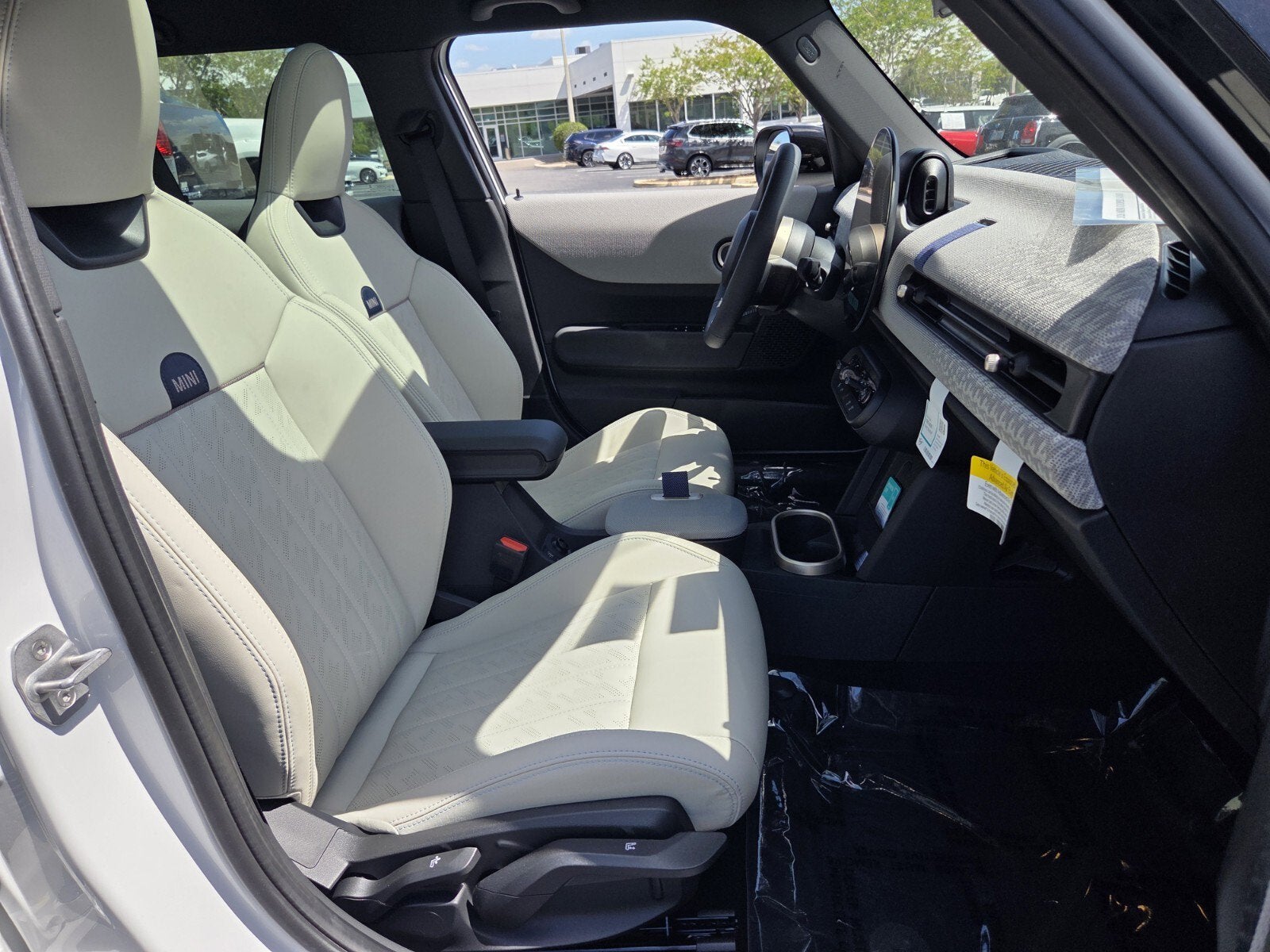 2026 MINI 4 DOOR SIGNATURE PLUS