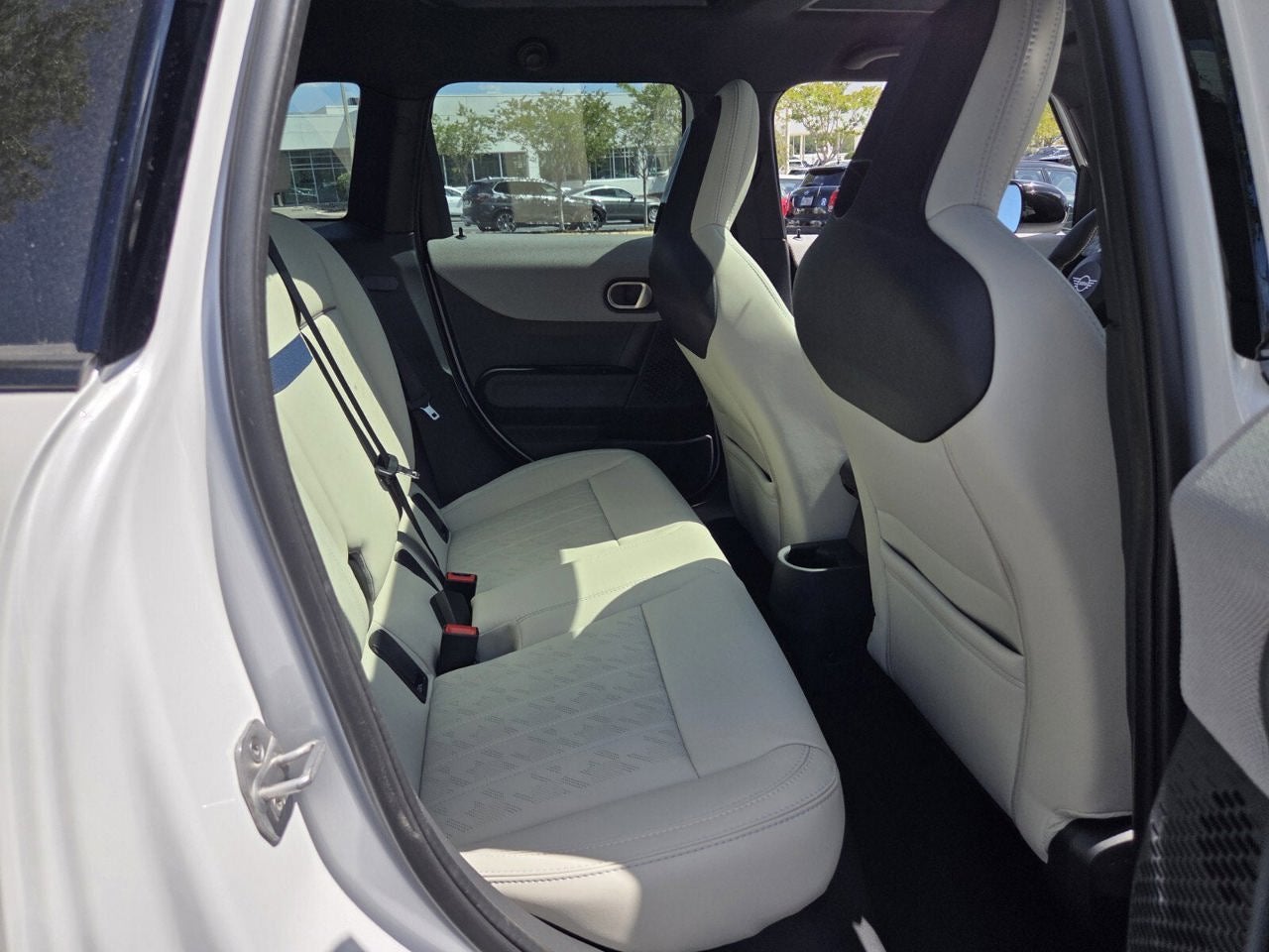 2026 MINI 4 DOOR SIGNATURE PLUS