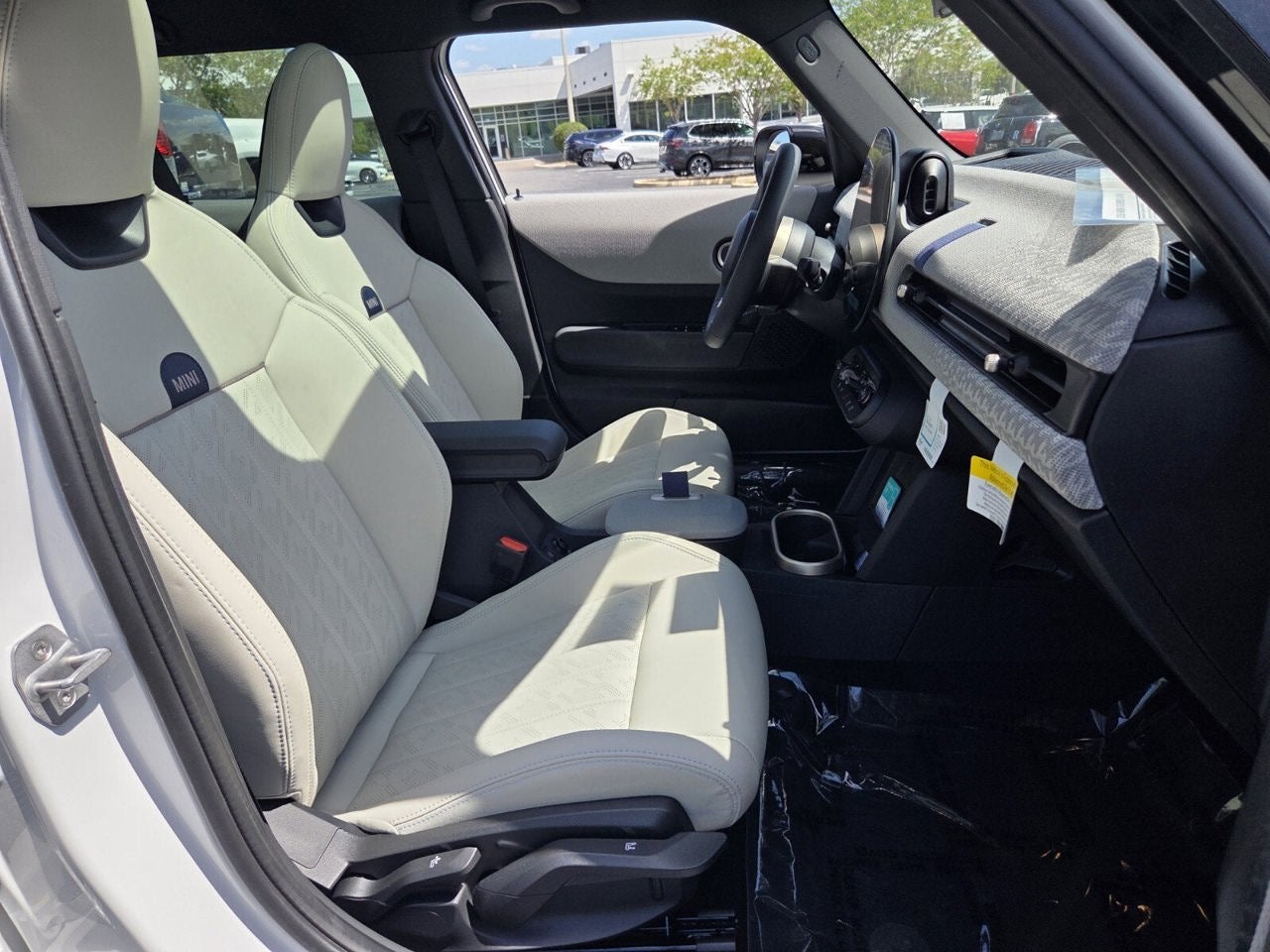 2026 MINI 4 DOOR SIGNATURE PLUS