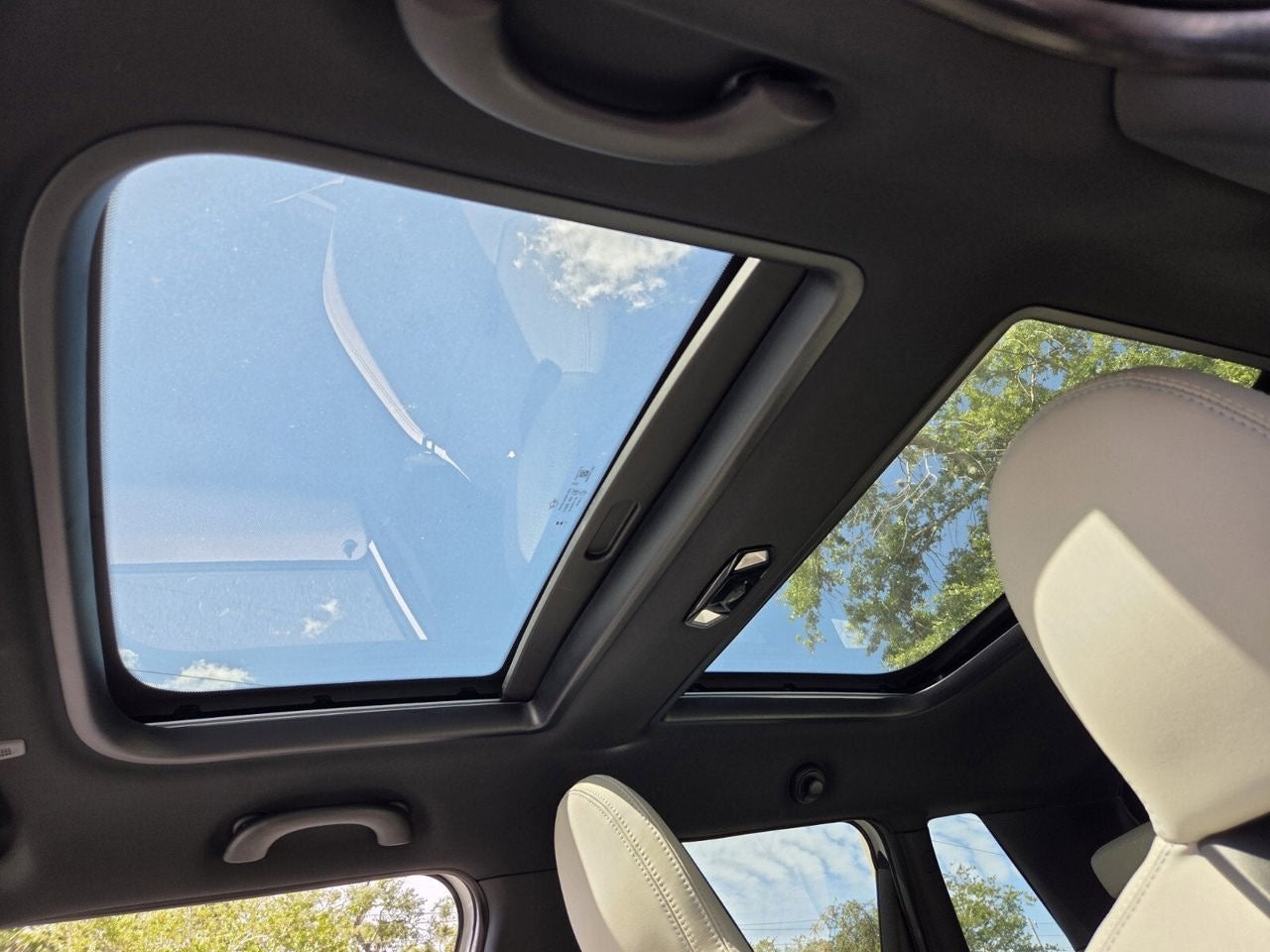 2026 MINI 4 DOOR SIGNATURE PLUS