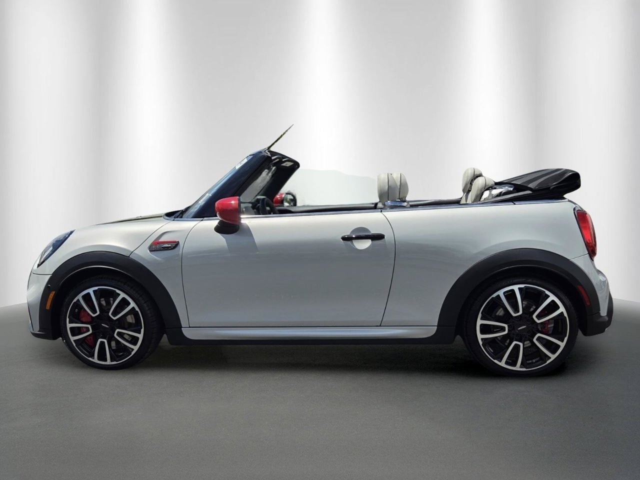 2023 MINI CONVERTIBLE Iconic