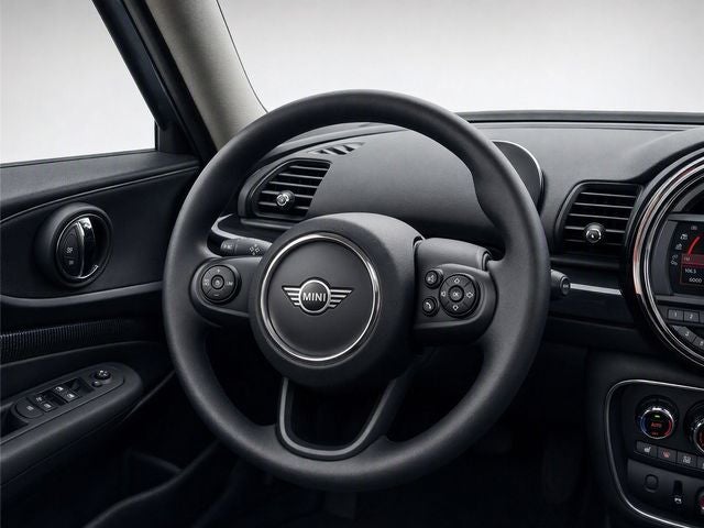 2024 MINI CLUBMAN Signature
