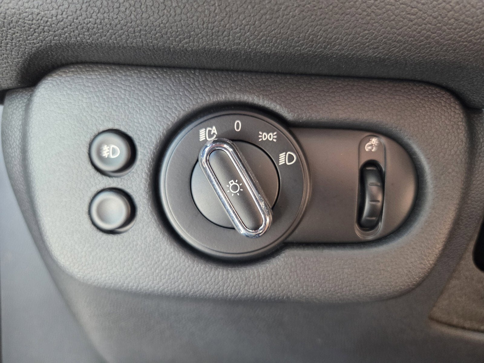 2022 MINI CLUBMAN SIGNATURE