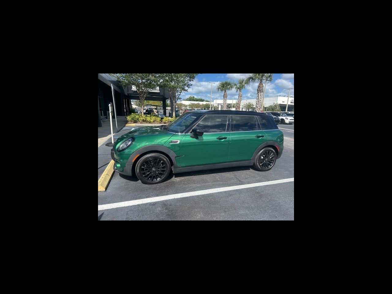 2022 MINI CLUBMAN SIGNATURE