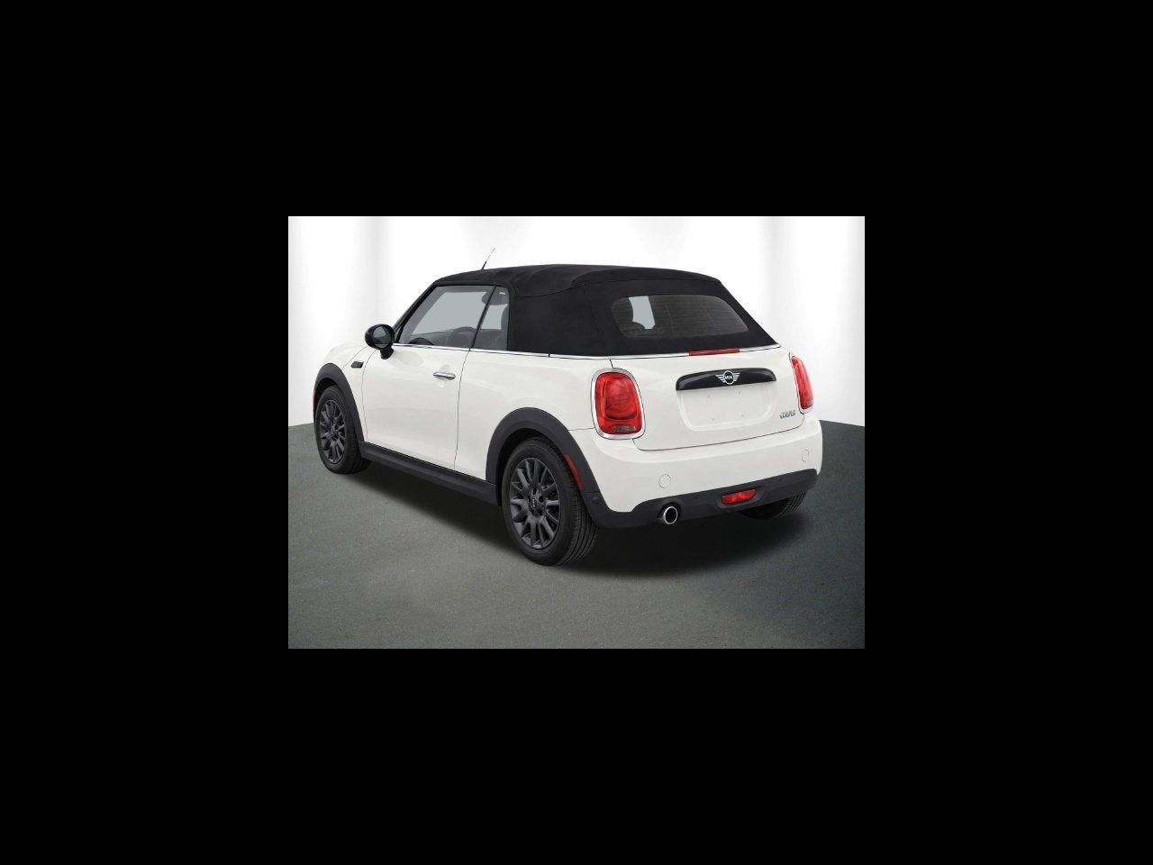 2019 MINI CONVERTIBLE Signature