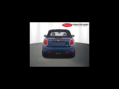 2021 MINI CONVERTIBLE Signature