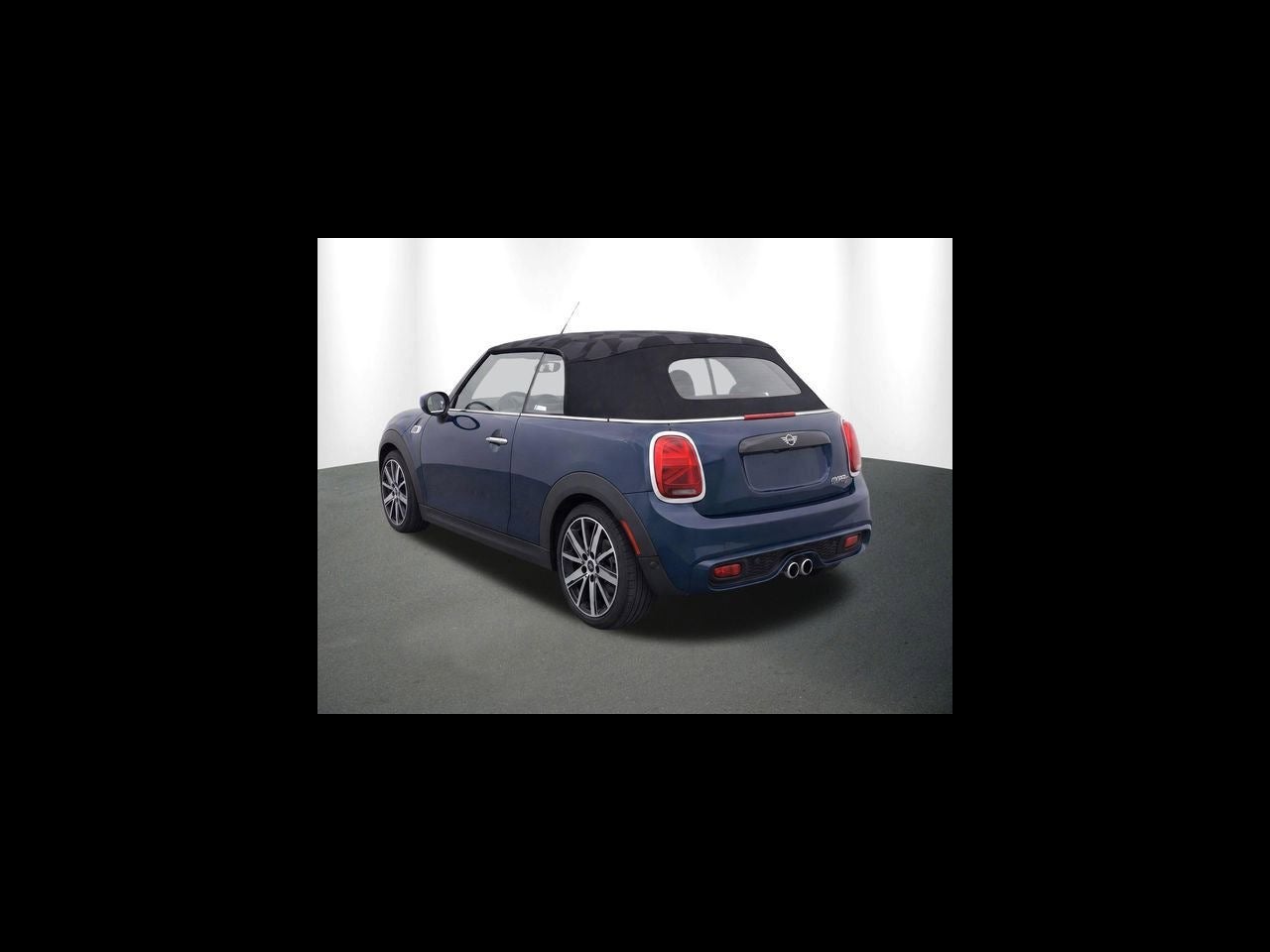 2021 MINI CONVERTIBLE Signature