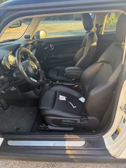 2017 MINI HARDTOP 2 DOOR Cooper S