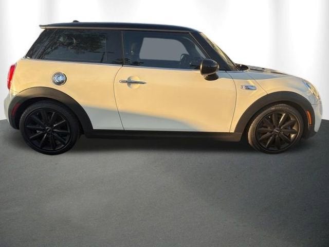 2017 MINI HARDTOP 2 DOOR Cooper S